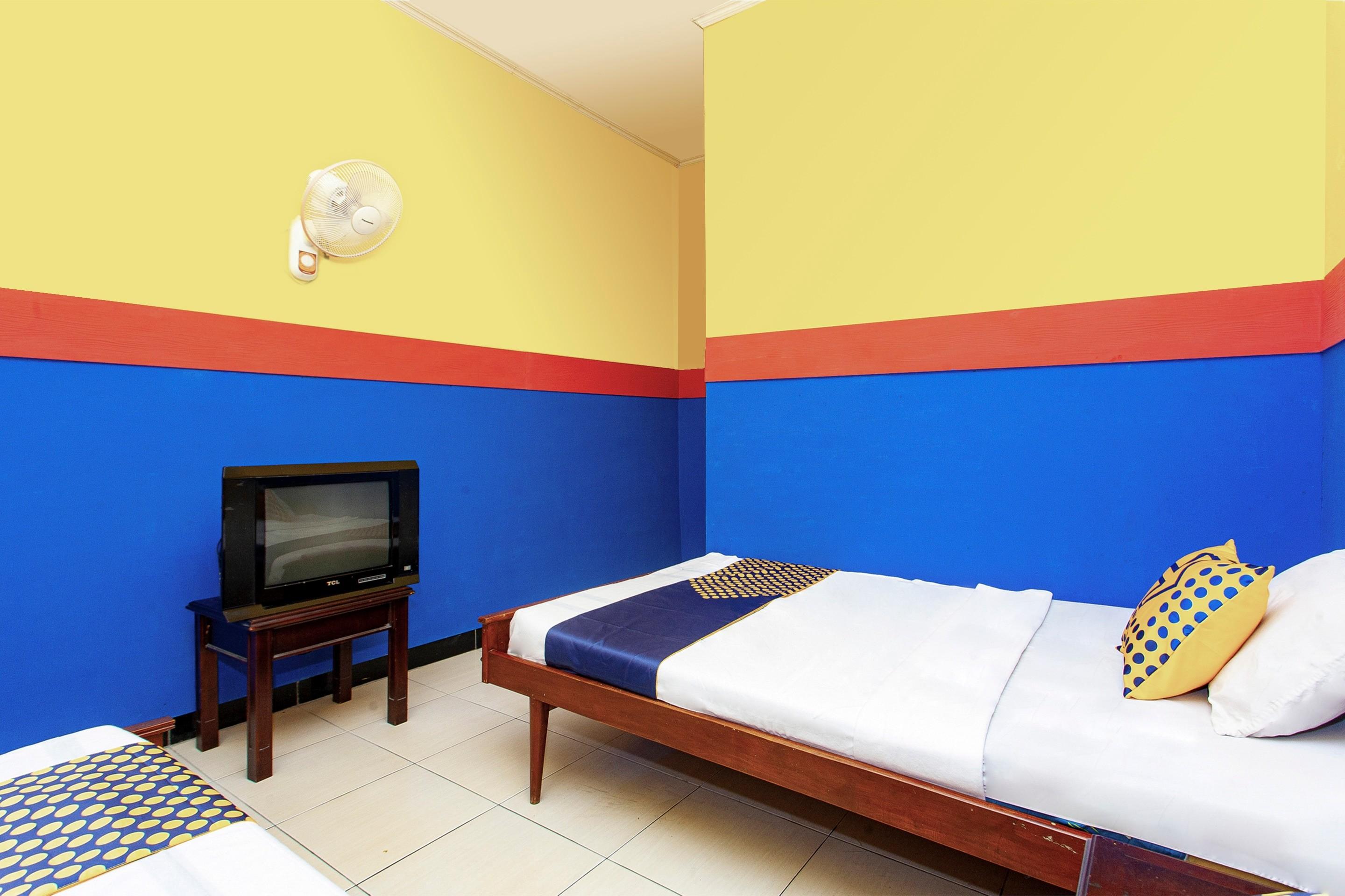 The Paragon Hotel Cilacap Redpartner Exterior photo