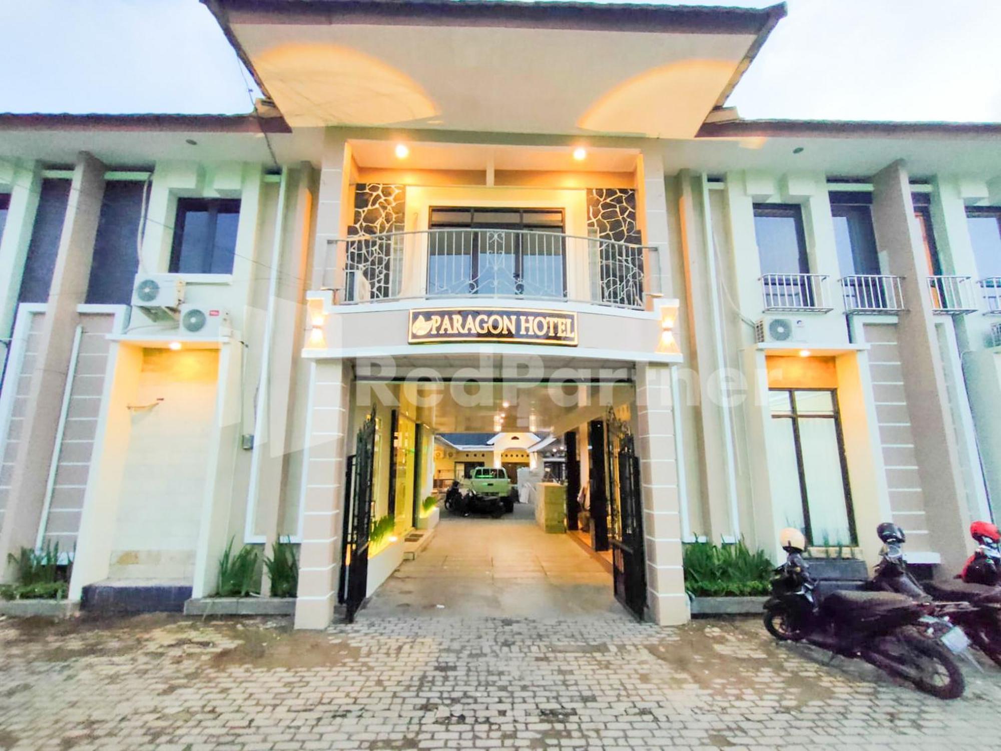 The Paragon Hotel Cilacap Redpartner Exterior photo
